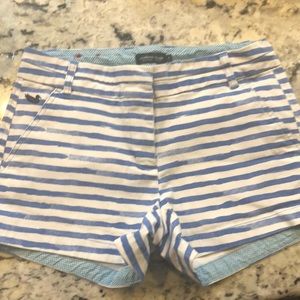 Super cute southern marsh shorts